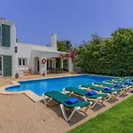 Sargantana Negra Villa *