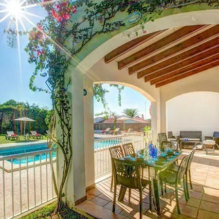 Sargantana Negra Βίλα