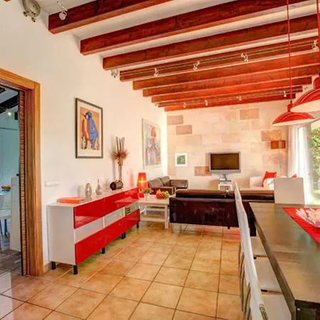 Sargantana Negra Villa Binibeca